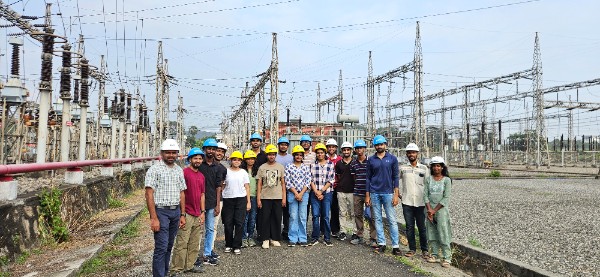 Third-year Electrical Engineering students at the KSEB 220 kV Substation, Kanjikode